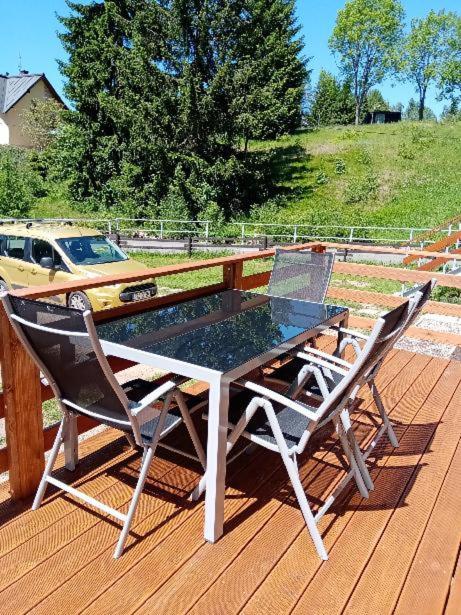 Apartmany Alliss Гаррахов Экстерьер фото